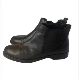 Beautiful Soft Leather Chelsea Booties